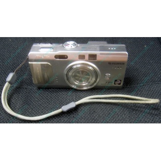 Фотоаппарат Fujifilm FinePix F810 (без зарядного устройства) - Набережные Челны